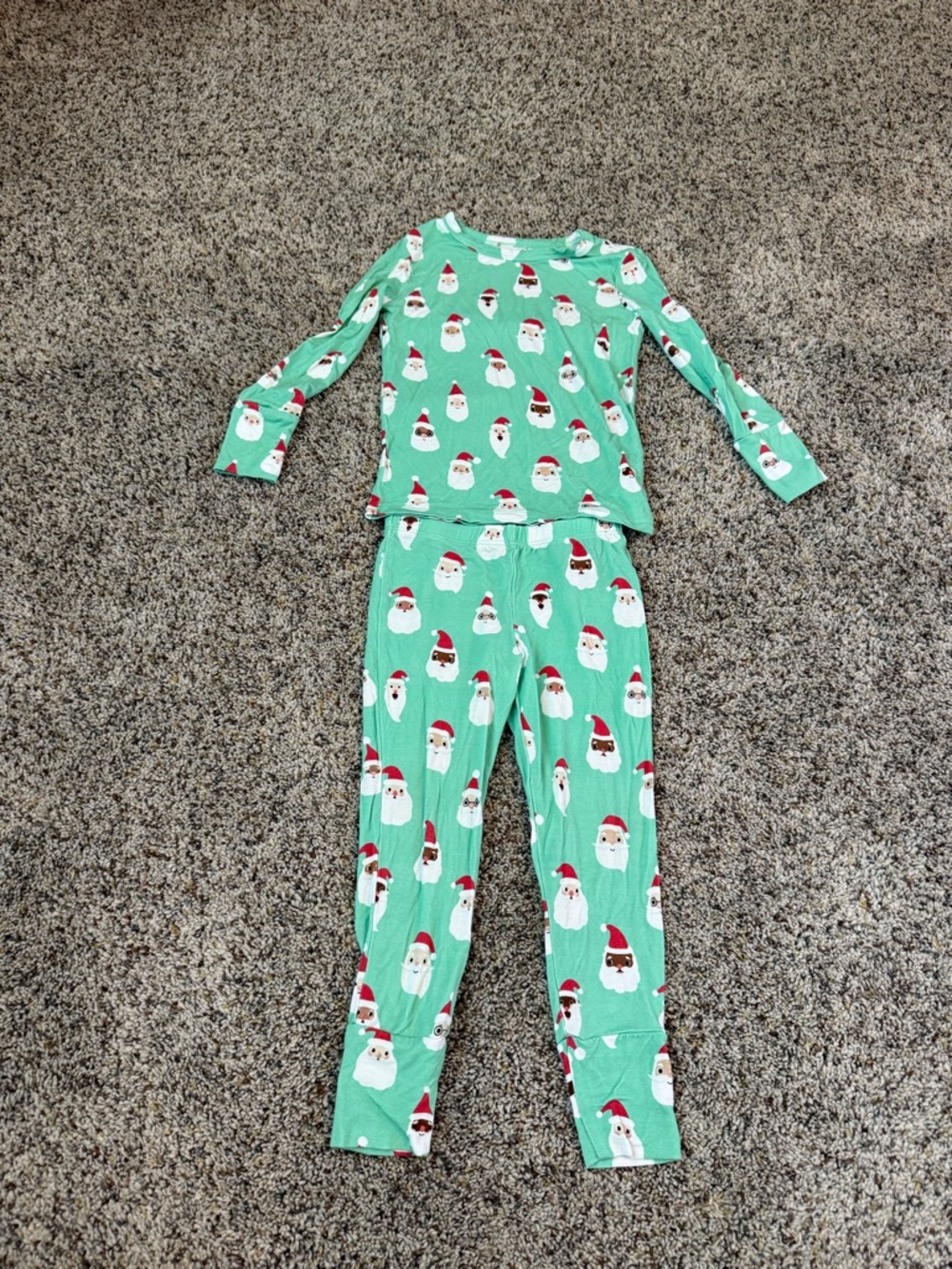 Posh Peanut Christmas Bamboo Long Sleeve Pajama Set - Santa Medley Size 2T